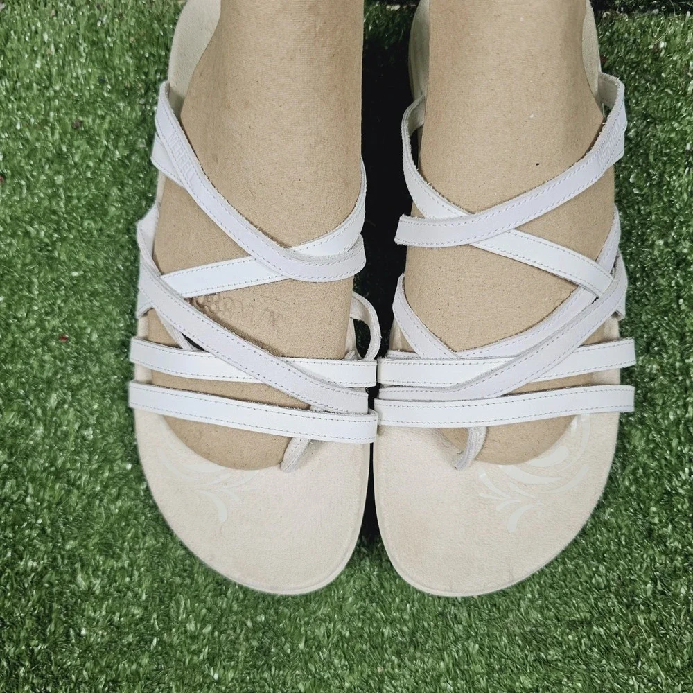 Merrell Harbor White Beige Strappy Athletic Comfort Sandals Womens Size 11